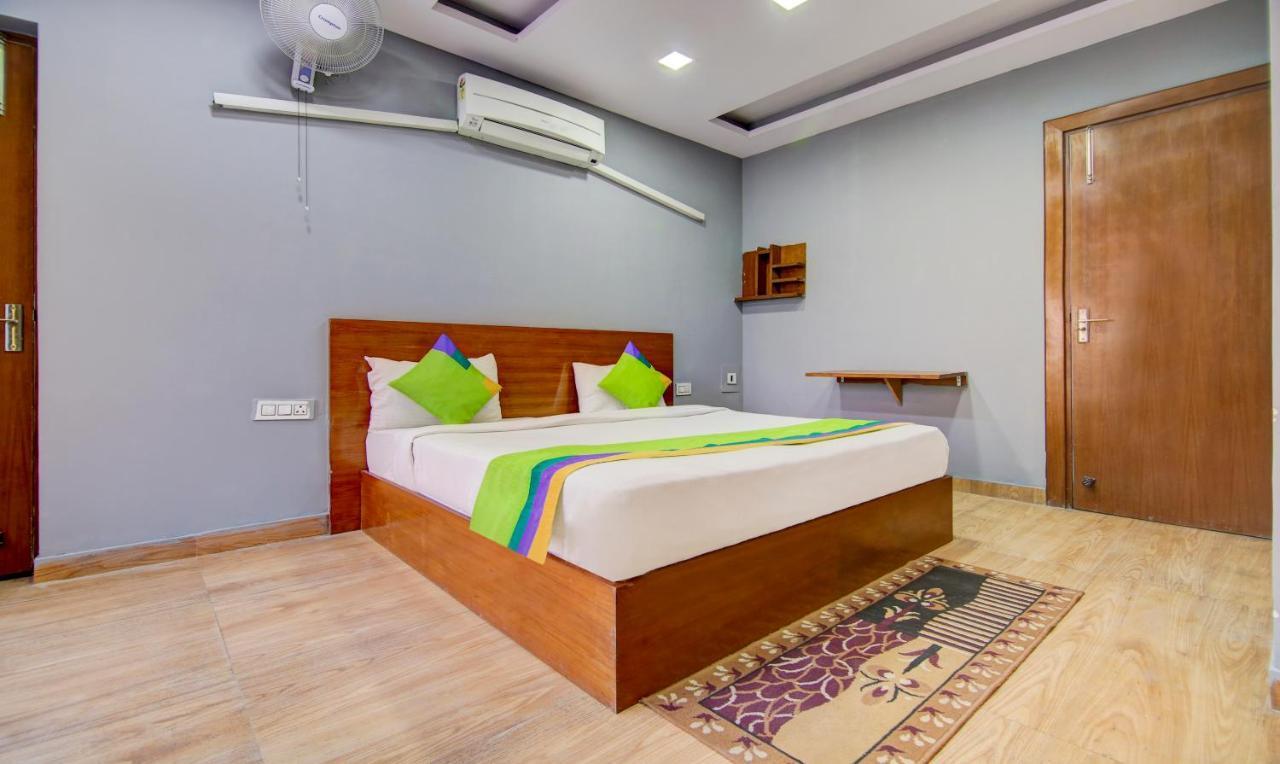 Treebo Trend Aashiyana Paradise Badshahpur Exterior photo