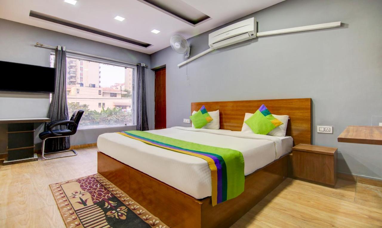Treebo Trend Aashiyana Paradise Badshahpur Exterior photo